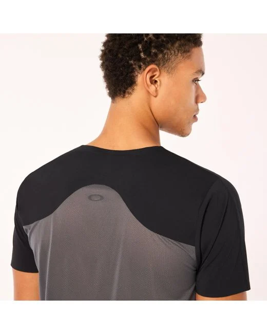 Oakley Pursuit Lite shortsleeve tee blackout