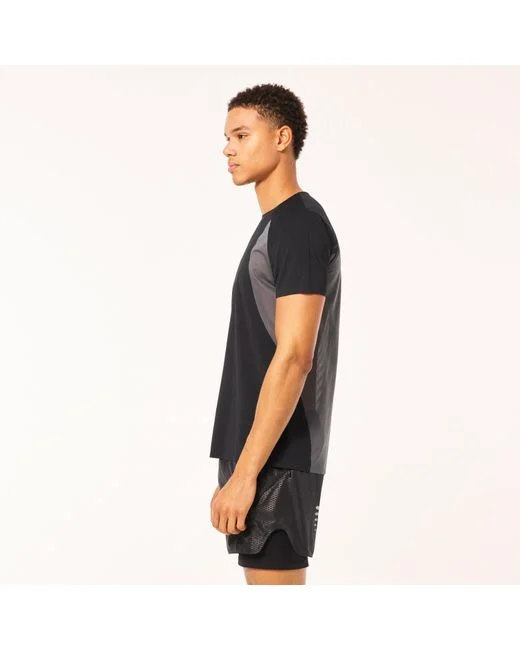 Oakley Pursuit Lite shortsleeve tee blackout