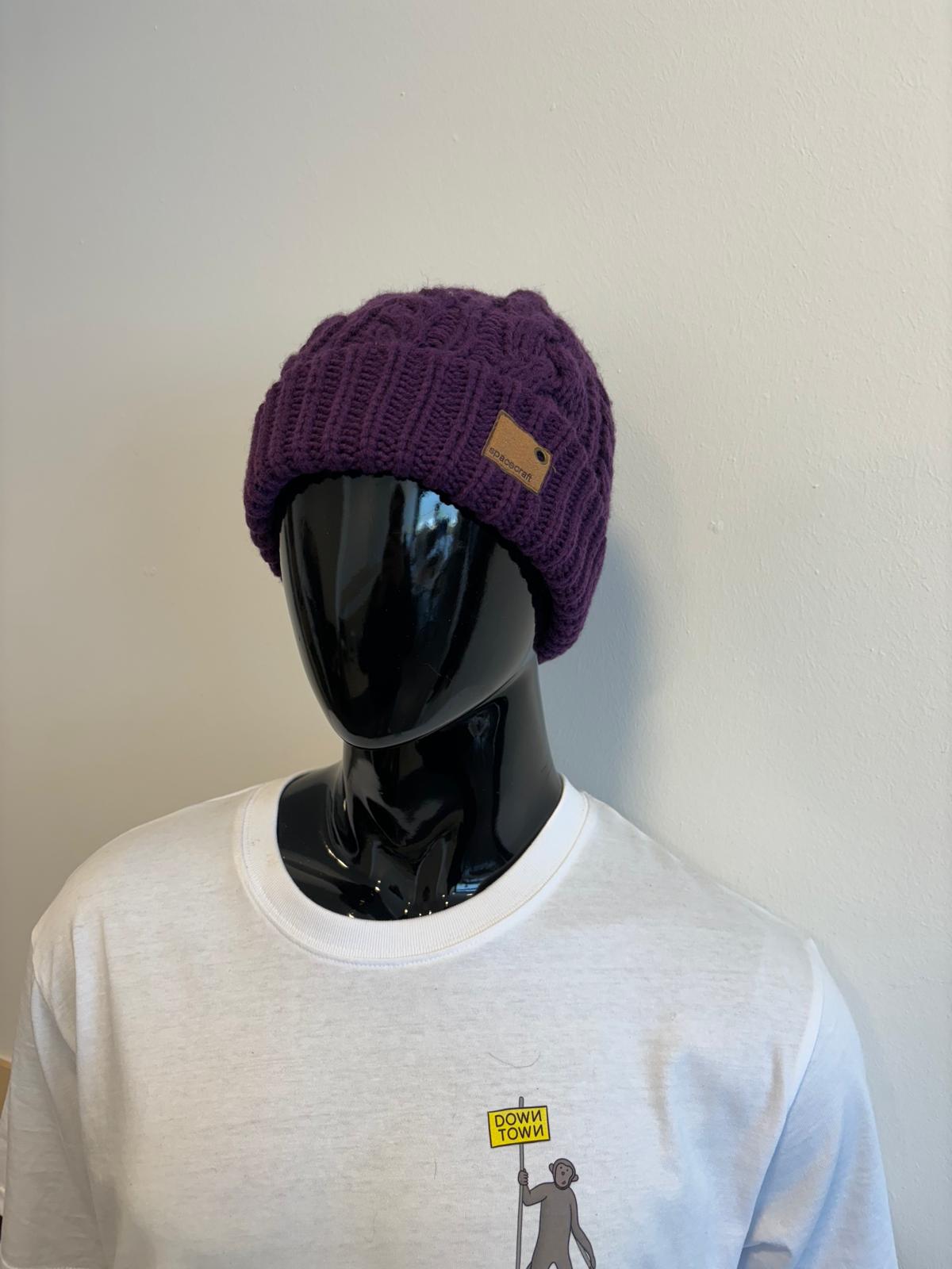 Spacecraft Cable Cuff beanie purple