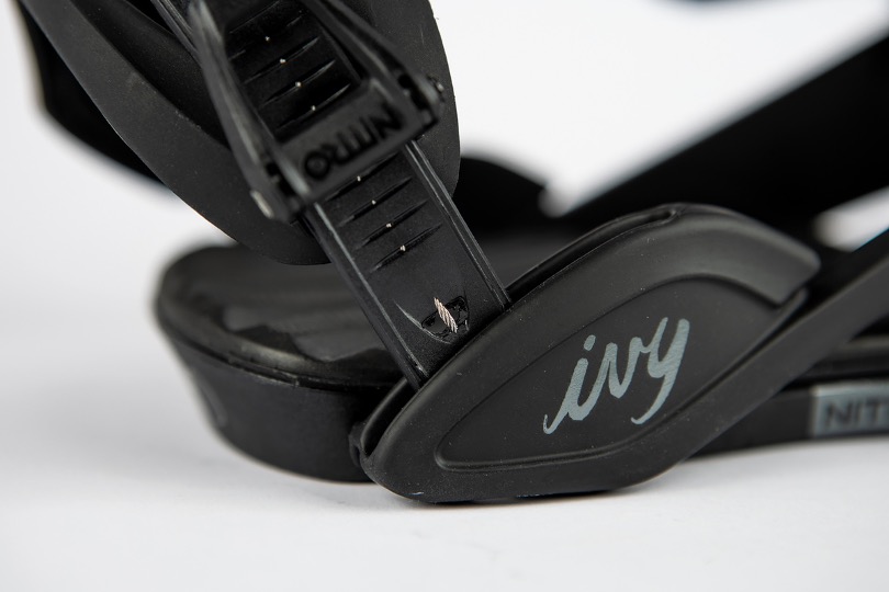 Video Nitro Ivy Ultra Black