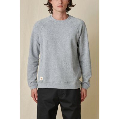 Globe Traveller Crew Sweater grey marle