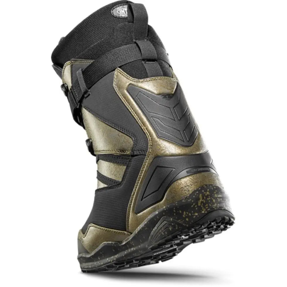 Thirtytwo TM-2 XLT x Helgason