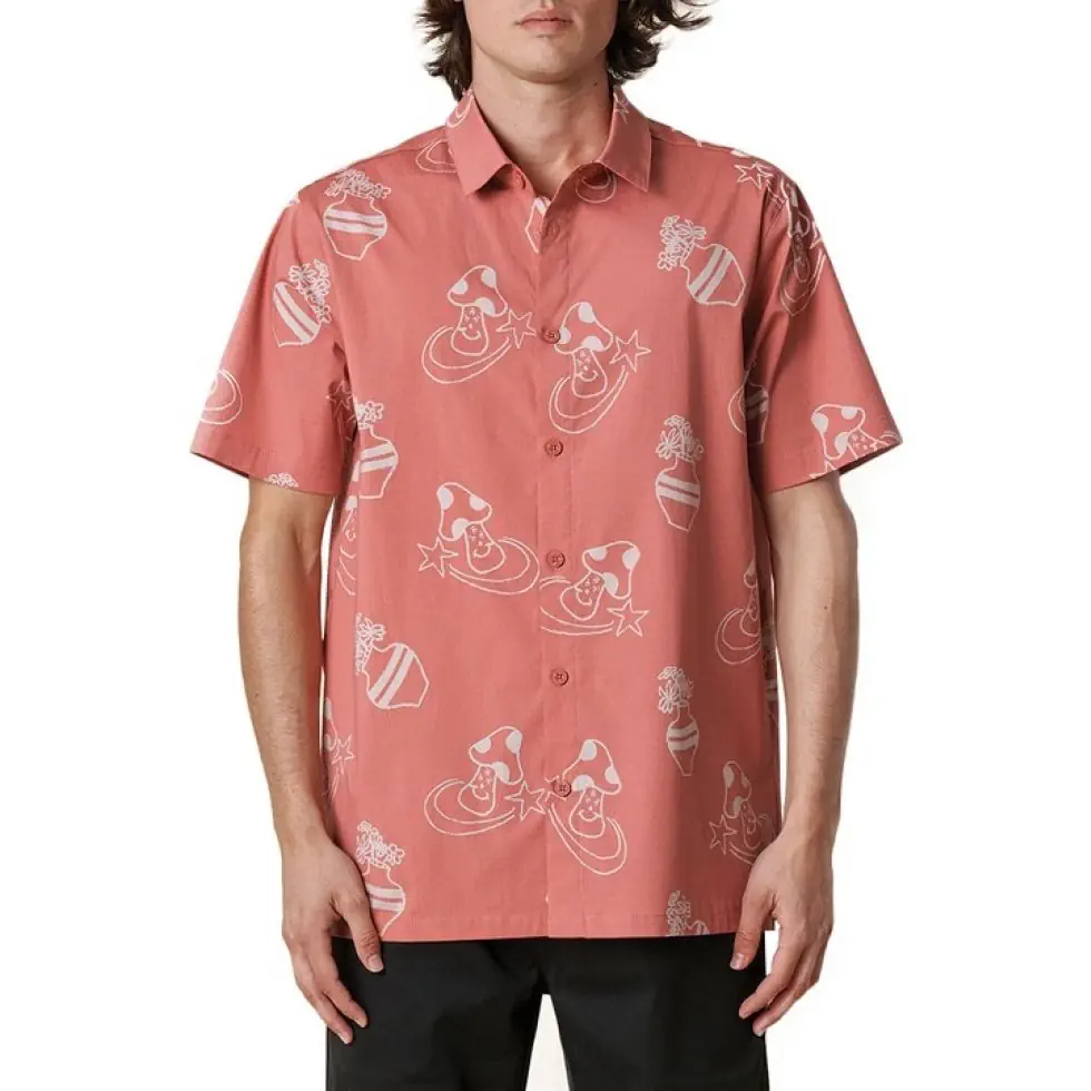 Globe Underground Holiday SS Shirt red rook