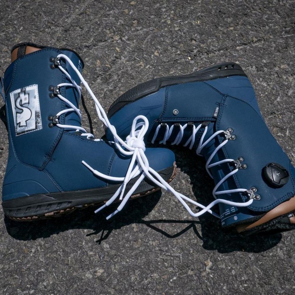 Snowboard schoenen met veters kopen